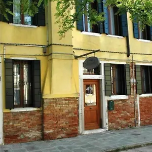 Alloggi Marinella Zajazd Wenecja